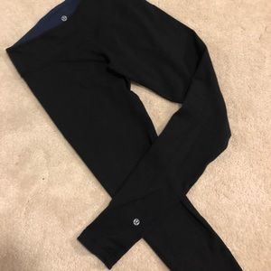 Lululemon Athletica reversible yoga pants